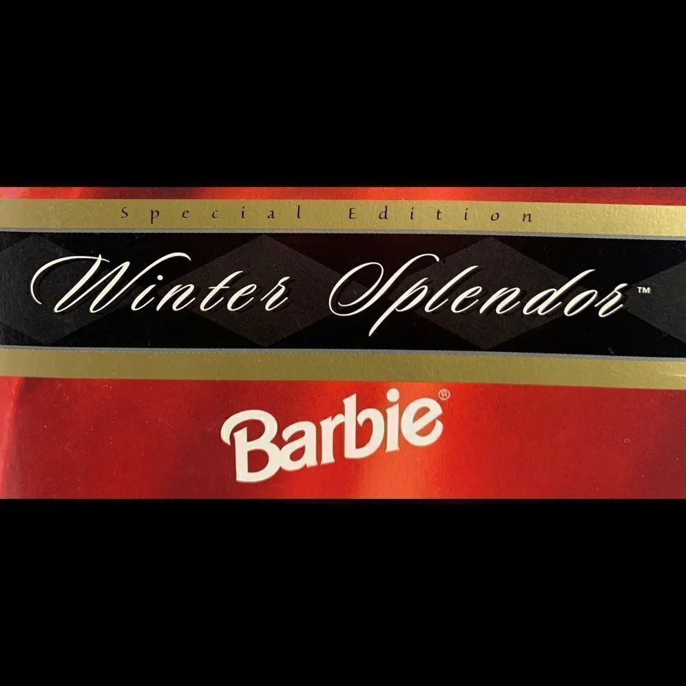 Winter Splendor Barbie Avon Exclusive Blonde Hair Red Black Evening Holiday Dres